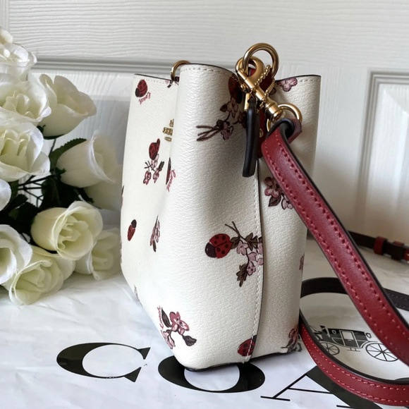 Coach Mini Town Bucket Bag - Picture 4 of 9